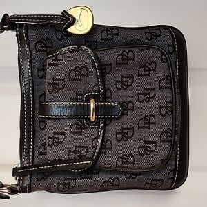 Dooney & Bourke